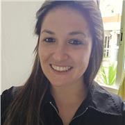 Soy profesora de castellano y de repaso en general. También soy trabajadora social por lo tanto, podría ayudarte con sociología